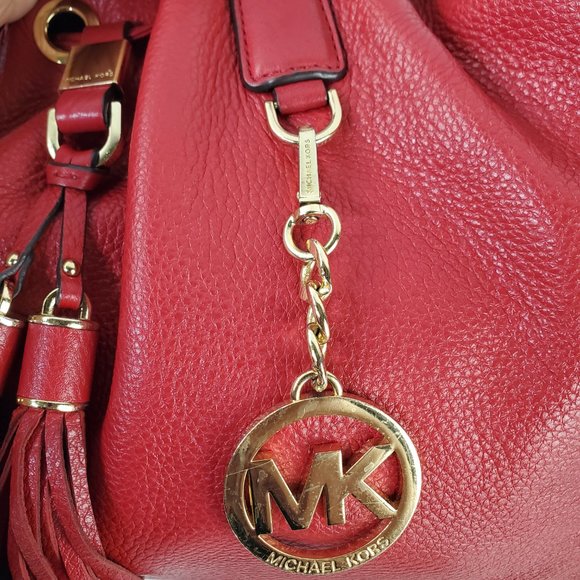 Michael Kors Camden Large Red Drawstring Satchel Leather Bag. - Picture 4 of 11